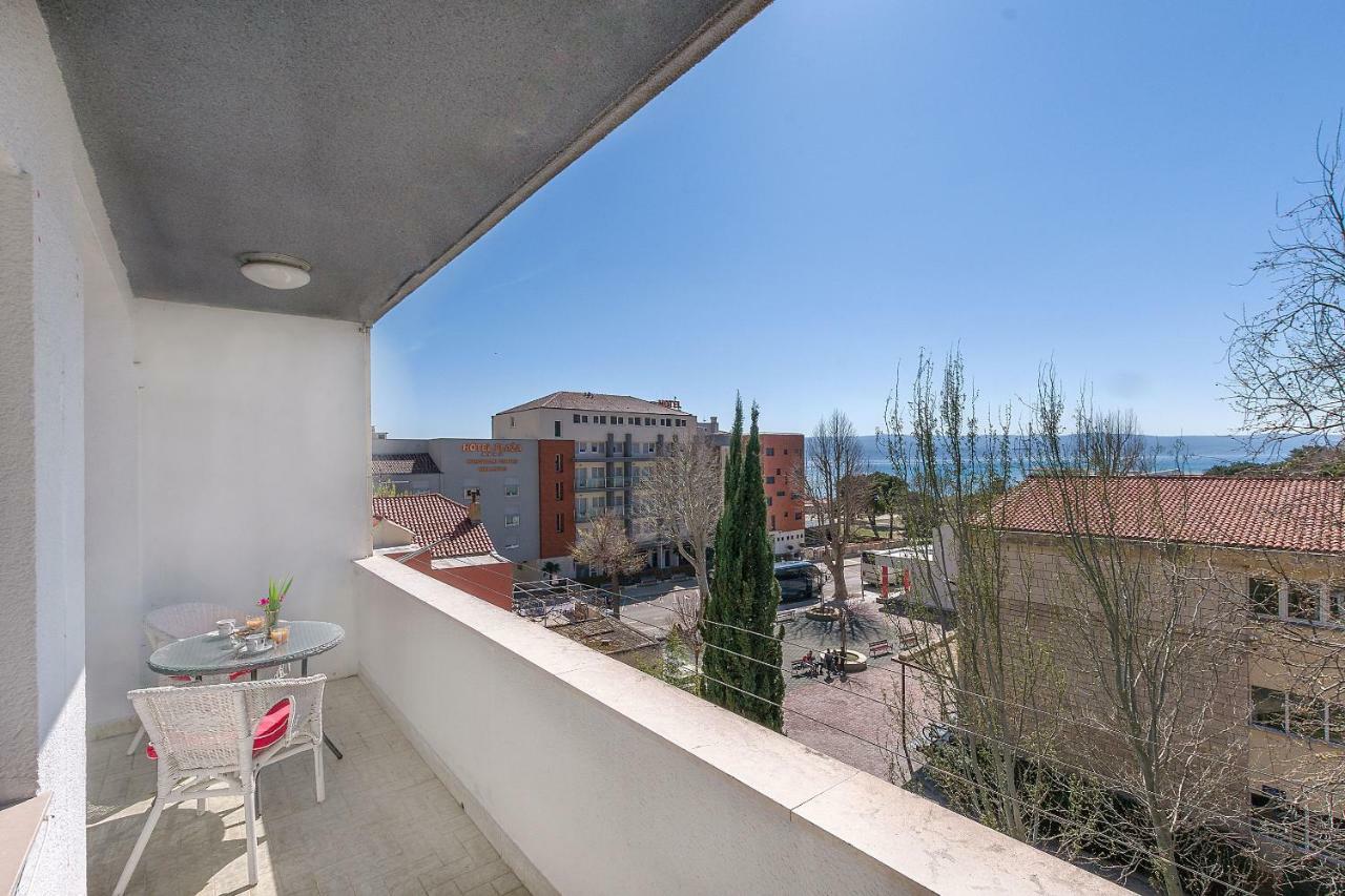 Apartment Nansy Omiš Exteriör bild