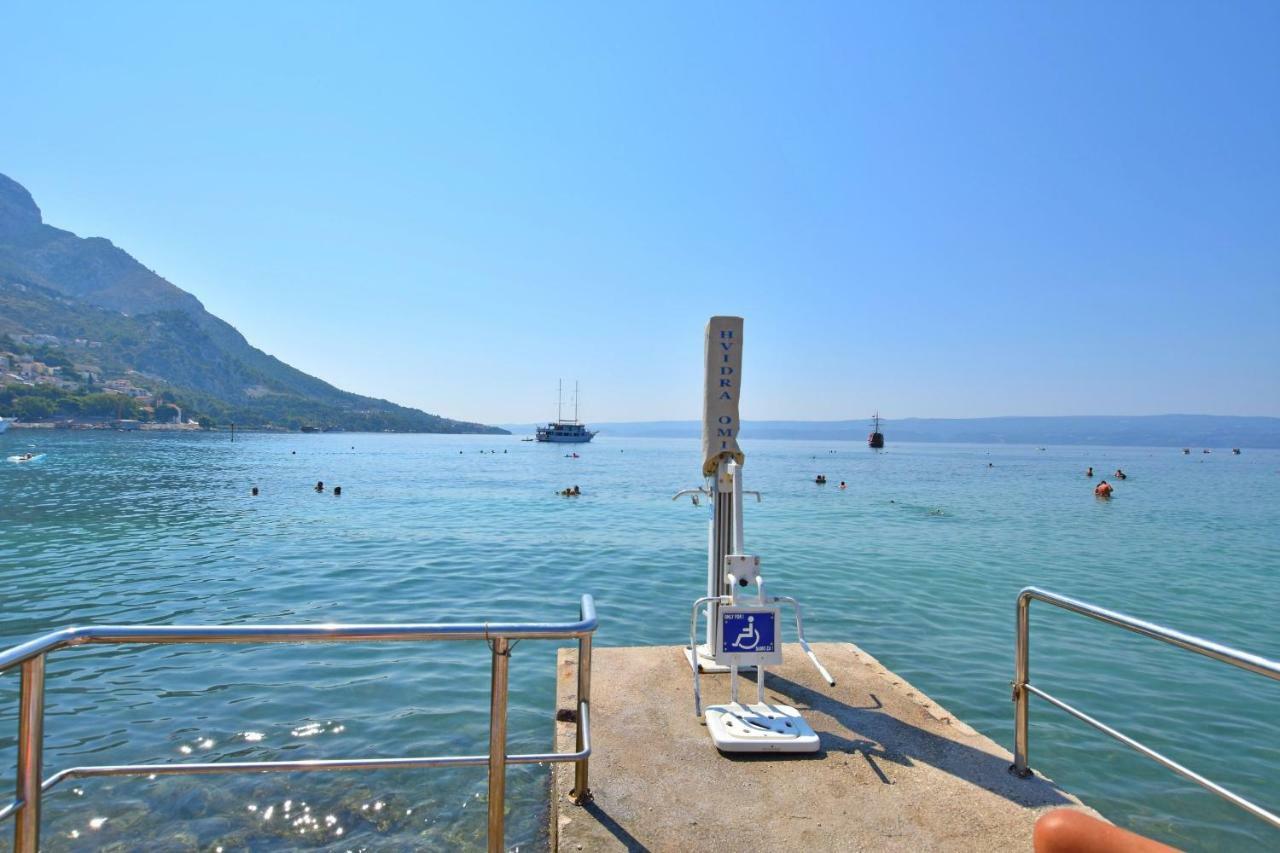 Apartment Nansy Omiš Exteriör bild